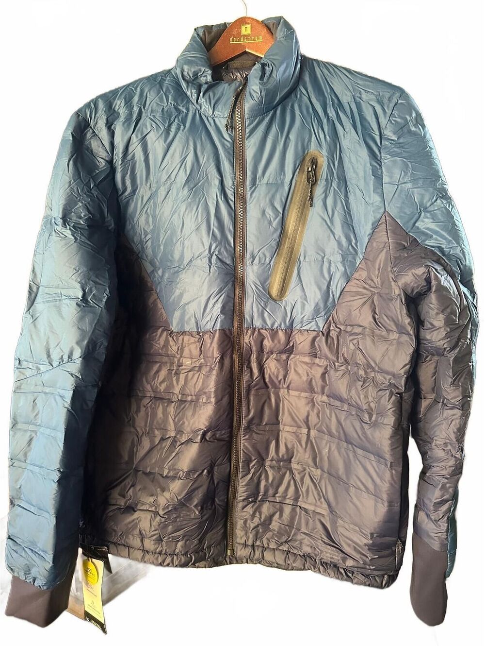 Champion C9 Men’s Down Puffer Jacket NWT Medium  Blue & Navy